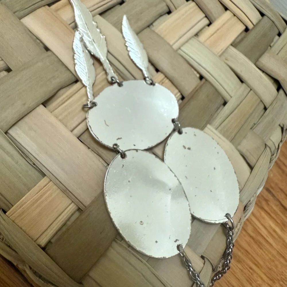 Silver and Black Feather Pendant Necklace - Picture 4 of 4